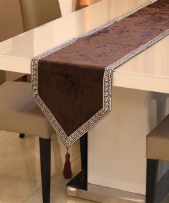 chemin-de-table-grec-marron